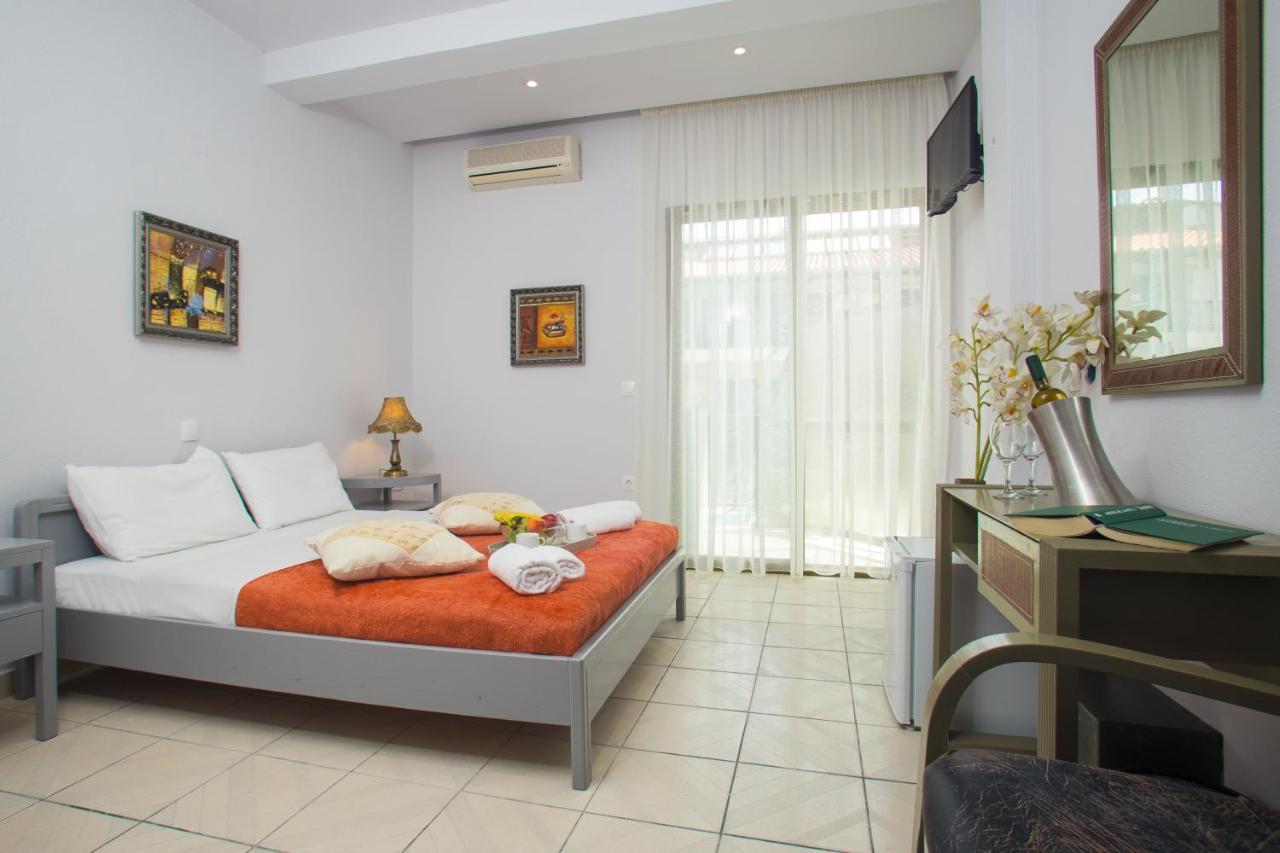 Litus Oliva Hotel Пефкохори Екстериор снимка