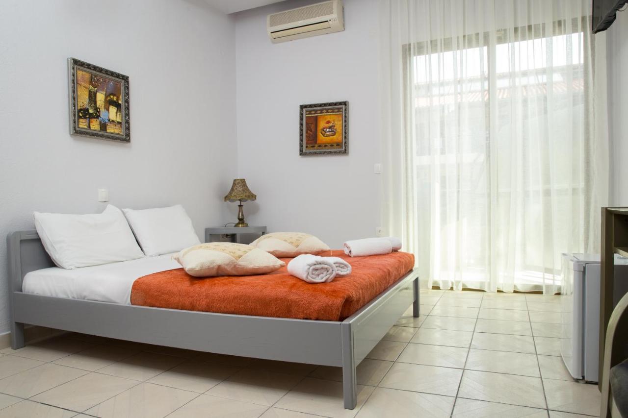 Litus Oliva Hotel Пефкохори Екстериор снимка
