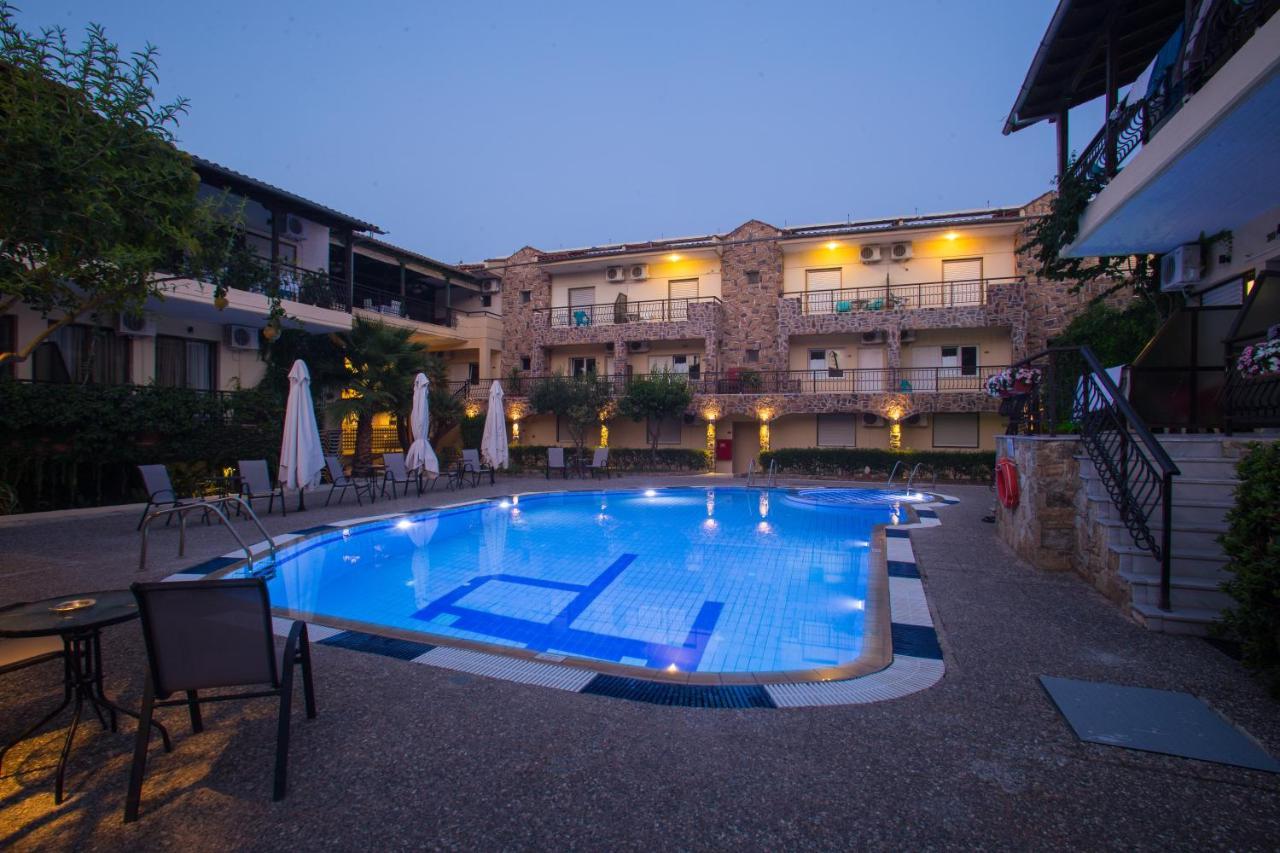 Litus Oliva Hotel Пефкохори Екстериор снимка